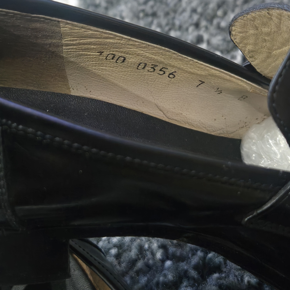 Gucci Black Patent Leather Horsebit Loafers with Gold Hardware - Picture 4 of 8